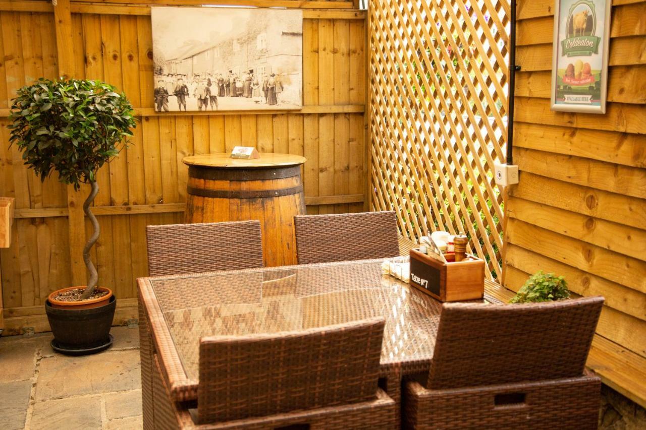 Crown Inn Marston Montgomery Εξωτερικό φωτογραφία